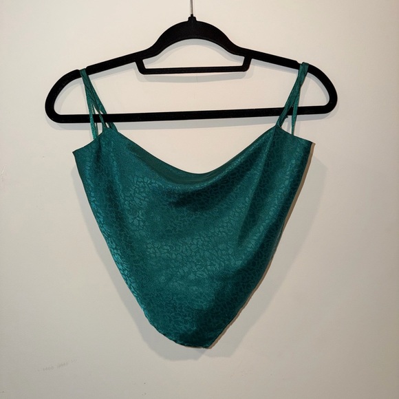 Japna teal/green leopard print crop top - Picture 2 of 5